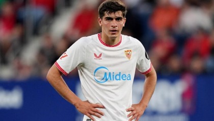 电子竞技-意天空：那不勒斯再次关注胡安卢，准备与尤文展开争夺