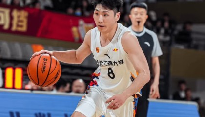 体育娱乐-CUBAL东北赛区：刘铭轩23分，河北工程74-63战胜哈尔滨体院