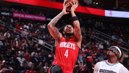 体育娱乐-组织能力出色，防守能力不俗，可惜火箭后场新星还是很难得到机会