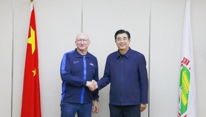 开云官网-克瑞斯·范·普维尔德出任中国足协技术总监